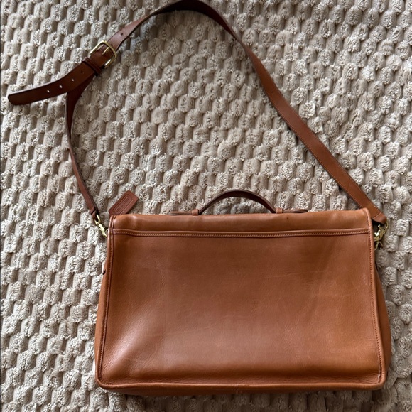 Coach Tan Leather Shoulder Bag - Picture 3 of 10